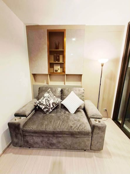 living room of Life Asoke – Rama 9