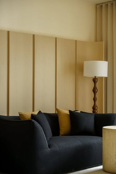 living room of Life Asoke – Rama 9