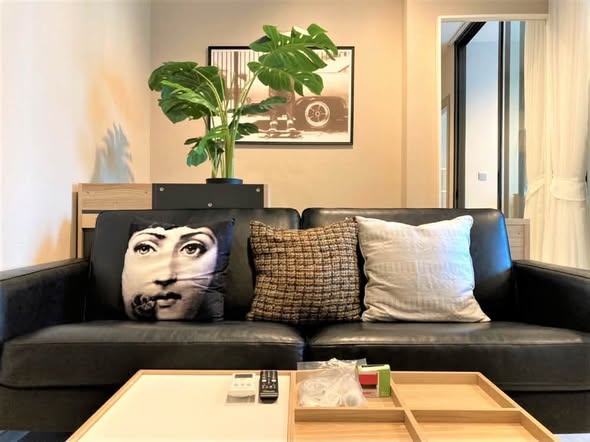 living room of Life Asoke – Rama 9