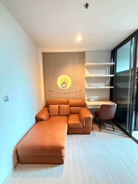 living room and bedroom of Life Asoke – Rama 9