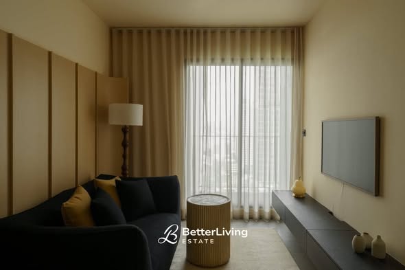 living room and bedroom of Life Asoke – Rama 9