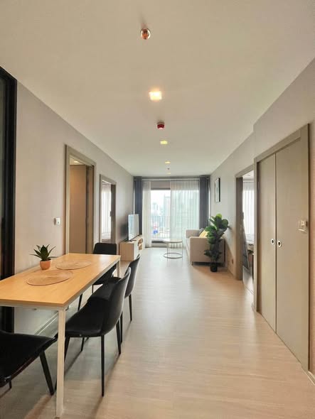 living room and room interior of Life Asoke – Rama 9