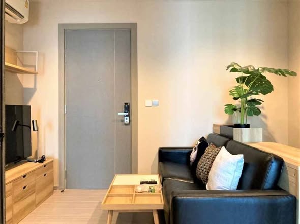 living room and room interior of Life Asoke – Rama 9