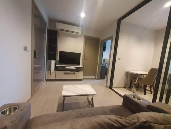 living room and room interior of Life Asoke – Rama 9