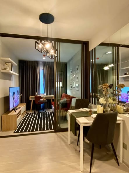 living room and room interior of Life Asoke – Rama 9