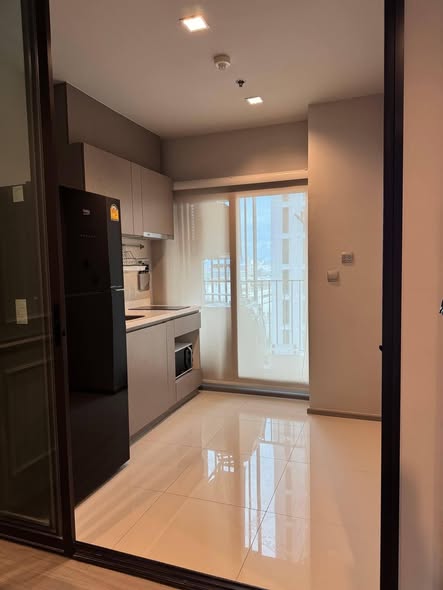 room interior of Life Asoke – Rama 9