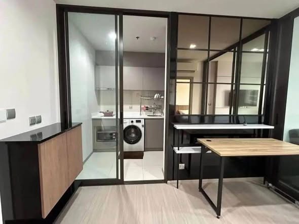 room interior of Life Asoke – Rama 9