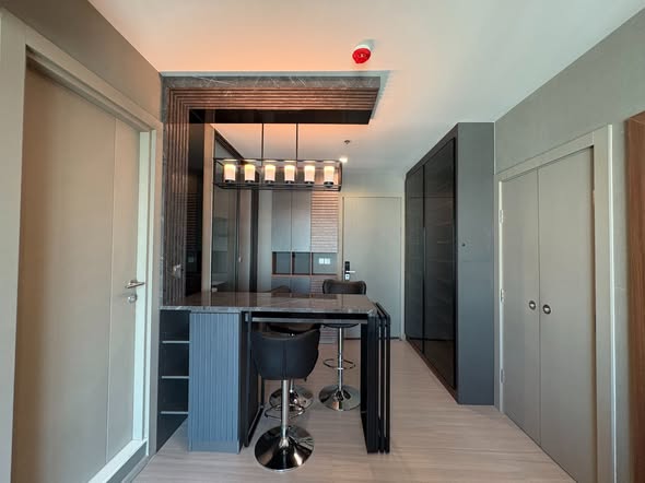 room interior of Life Asoke – Rama 9