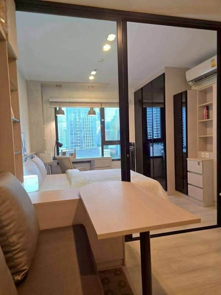 bedroom and room interior of Life Asoke