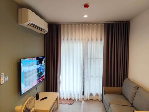 bedroom of Life Asoke Hype