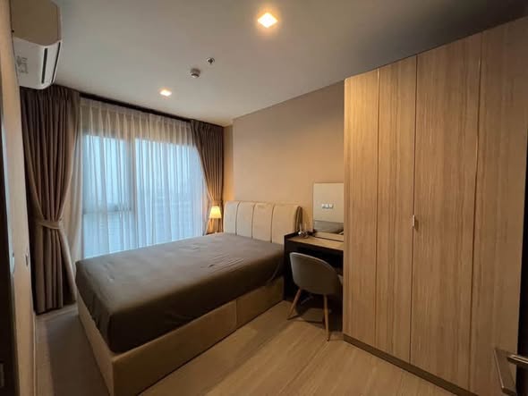 bedroom of Life Asoke Hype