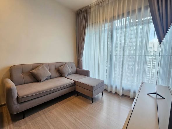 bedroom and living room of Life Asoke Hype