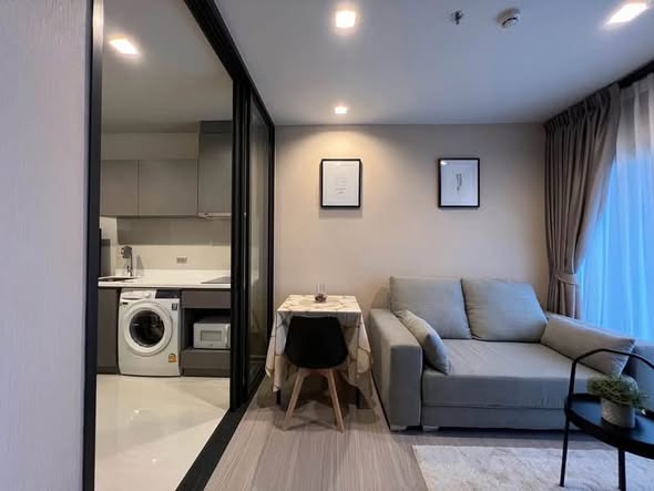 bedroom and living room of Life Asoke Hype