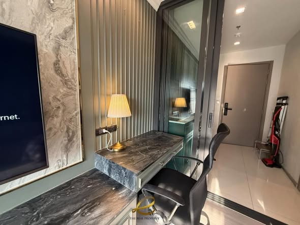 living room and bedroom of Life Asoke Hype
