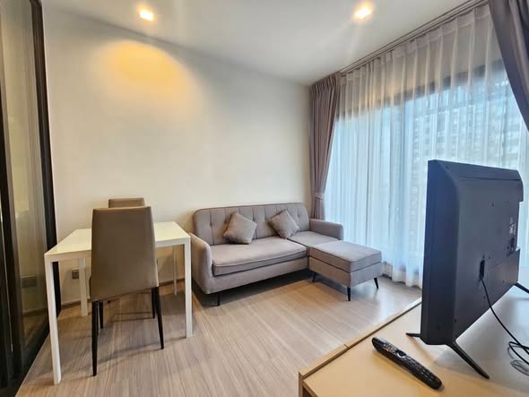 living room and bedroom of Life Asoke Hype