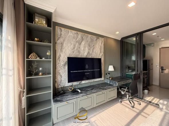 living room and bedroom of Life Asoke Hype