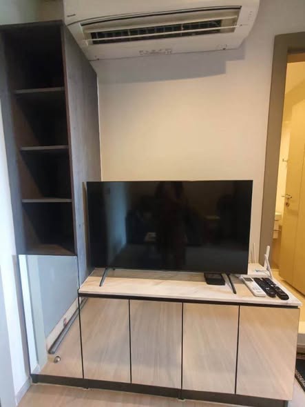 room interior of Life Asoke Hype