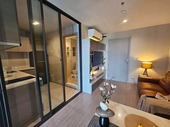 bedroom and room interior of Life Ladprao