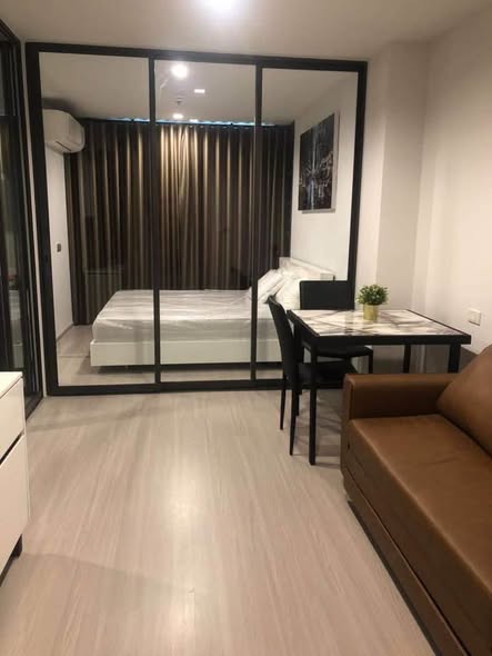 bedroom and room interior of Life Ladprao