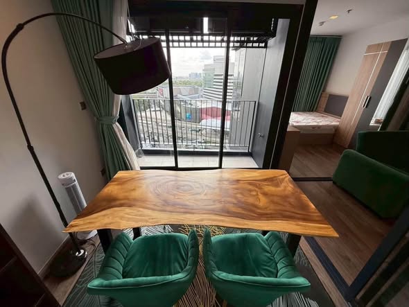 room interior of Life Ladprao Valley
