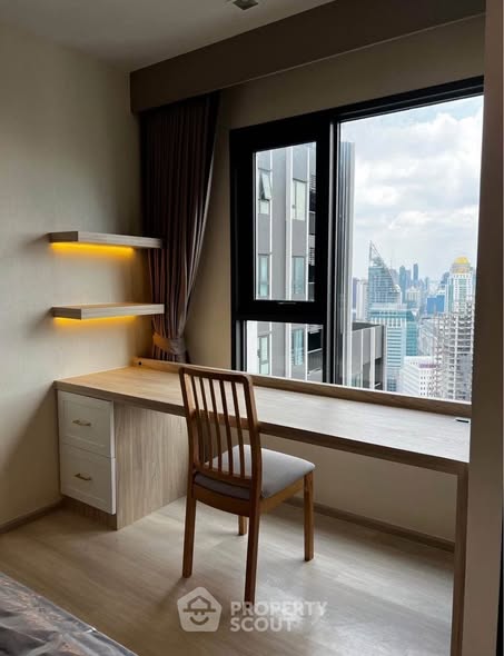bedroom of Life One Wireless