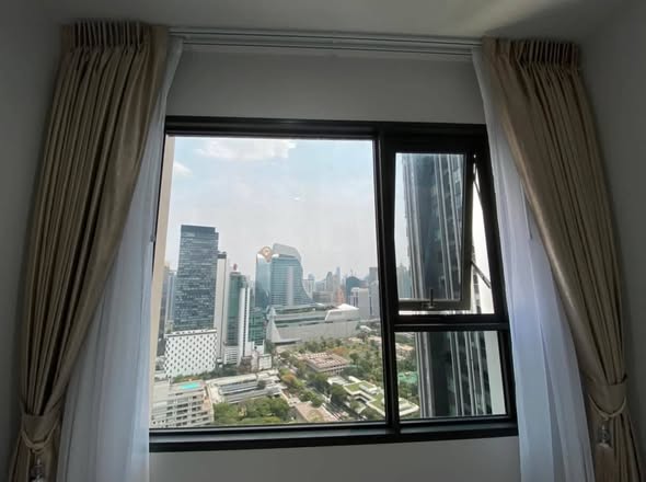 bedroom of Life One Wireless