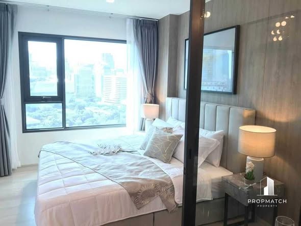 bedroom of Life One Wireless