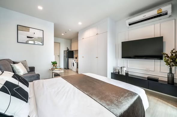 bedroom of Life One Wireless
