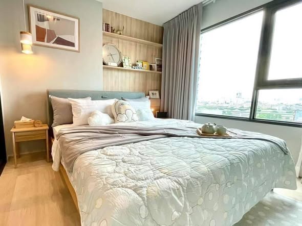 bedroom of Life One Wireless