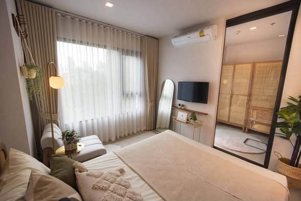 bedroom of Life One Wireless