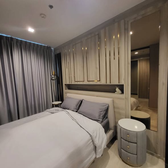 bedroom of Life One Wireless