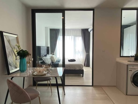 bedroom and room interior of Life One Wireless