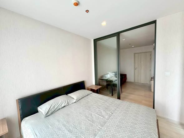 bedroom and room interior of Life One Wireless