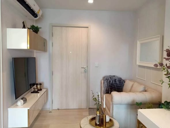 bedroom and room interior of Life One Wireless