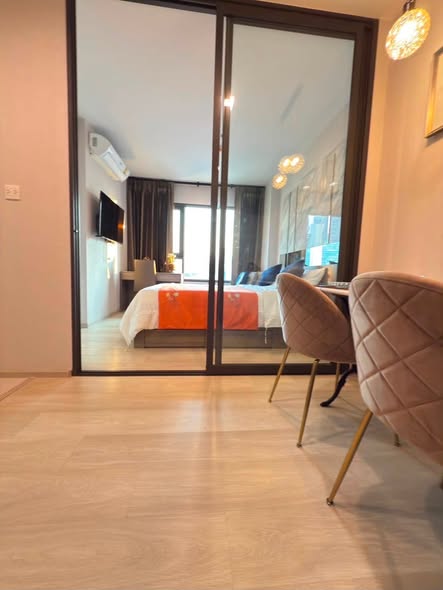 bedroom and room interior of Life One Wireless