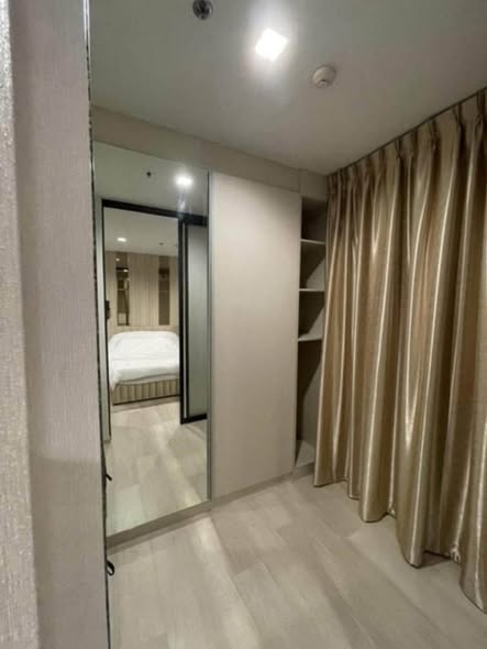 bedroom and room interior of Life One Wireless