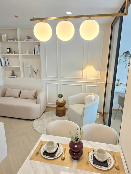 living room and room interior of Life One Wireless