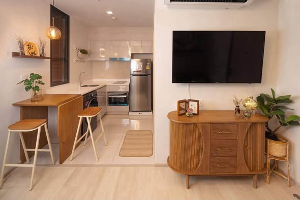 living room and room interior of Life One Wireless