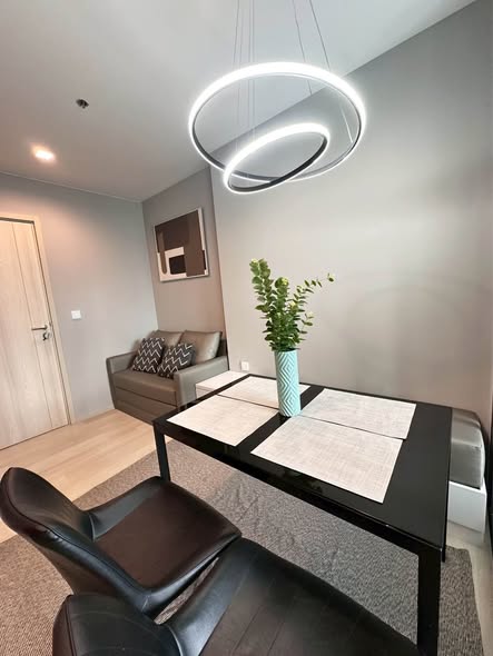 living room and room interior of Life One Wireless