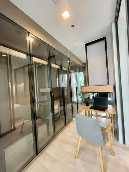 room interior of Life One Wireless