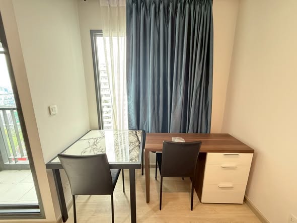 room interior of Life One Wireless