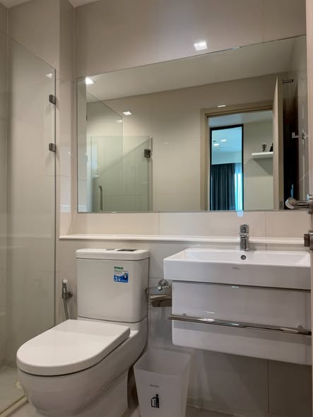 room interior and bathroom of Life One Wireless