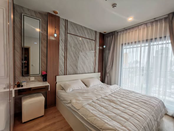bedroom of Life Rama 4 – Asoke