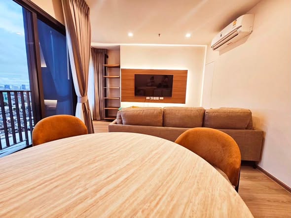 bedroom of Life Rama 4 – Asoke