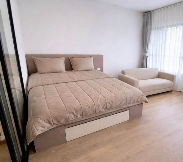 bedroom of Life Rama 4 – Asoke