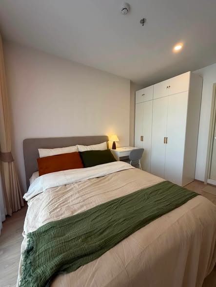 bedroom of Life Rama 4 – Asoke