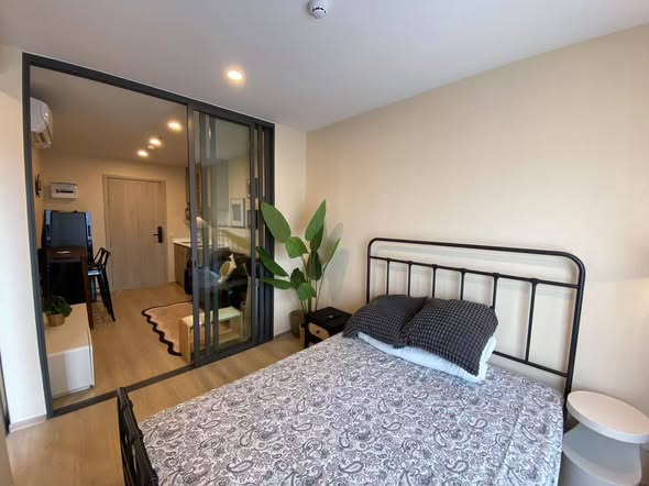 bedroom of Life Rama 4 – Asoke