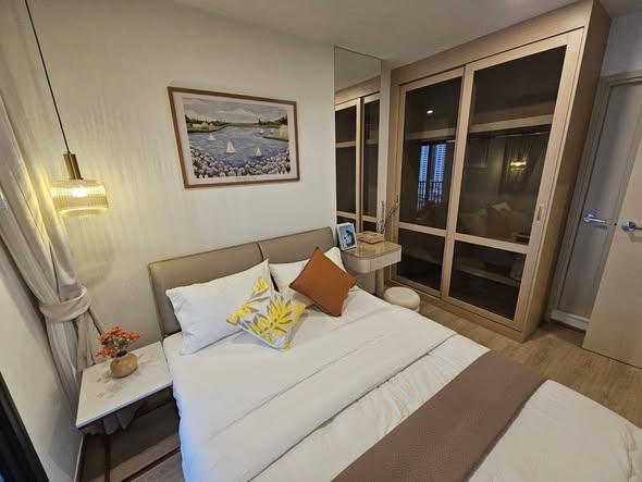 bedroom of Life Rama 4 – Asoke
