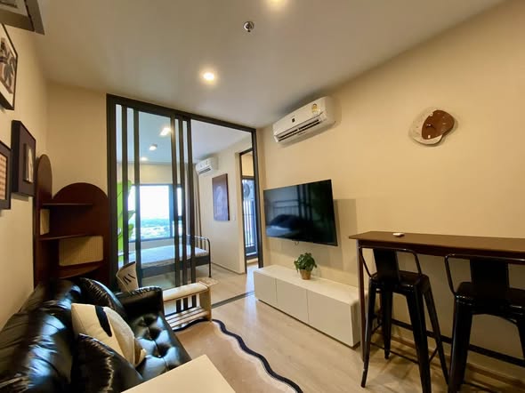 Life Rama 4 – Asoke