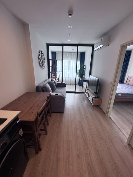 living room and room interior of Life Rama 4 – Asoke